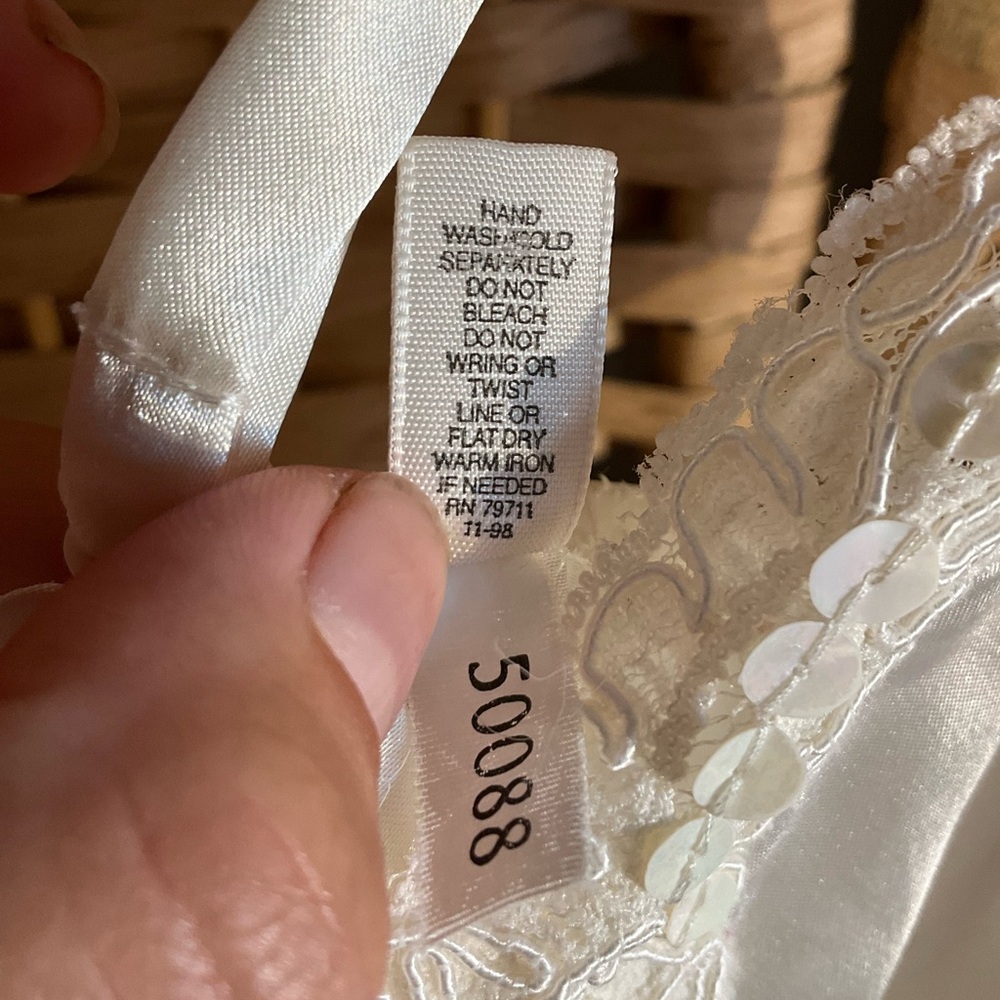 Vintage ‘98 Victoria’s Secret Lace Slip Dress - Picture 9 of 10